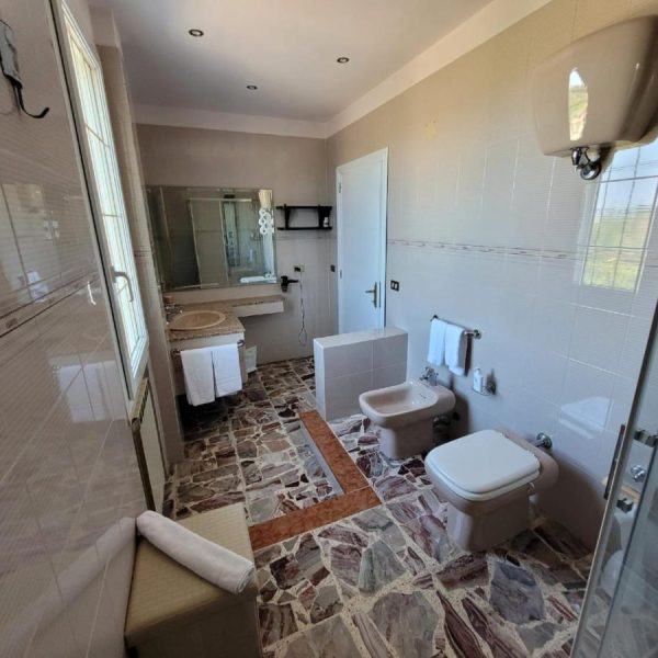 Pepe Rosa B&B - Camera Alba Bagno Intero