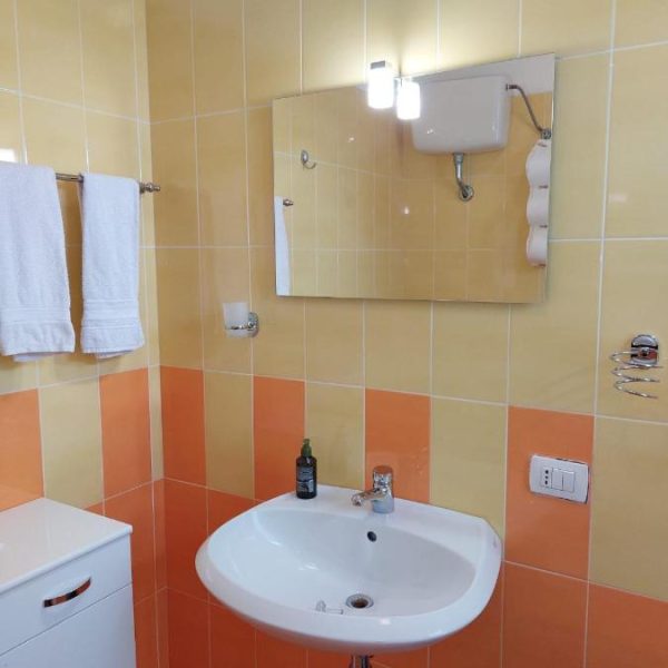 Pepe Rosa B&B - Camera Tramonto Bagno 2